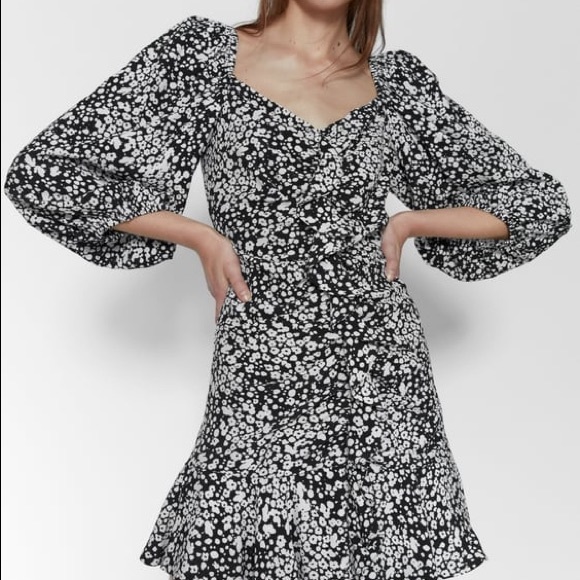 NEW Zara ✨Floral Puffed Sleeve Ruched Mini Dress - Picture 8 of 12